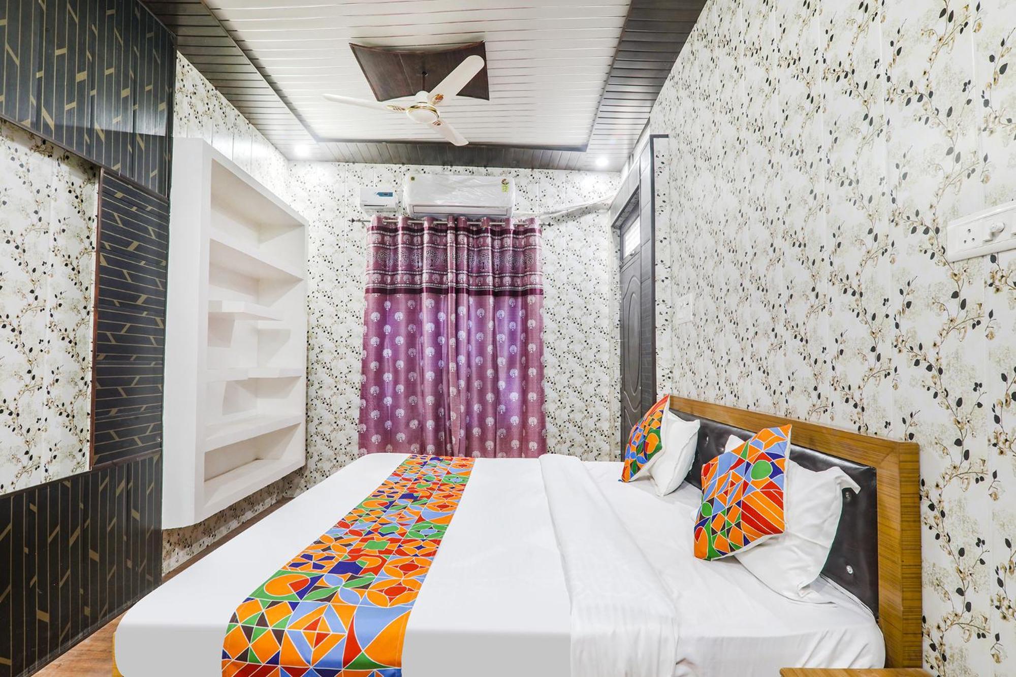 Fabexpress Milan Palace Ayodhya エクステリア 写真